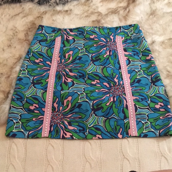 Lily Pulitzer Floral Mini Skirt - Picture 2 of 6